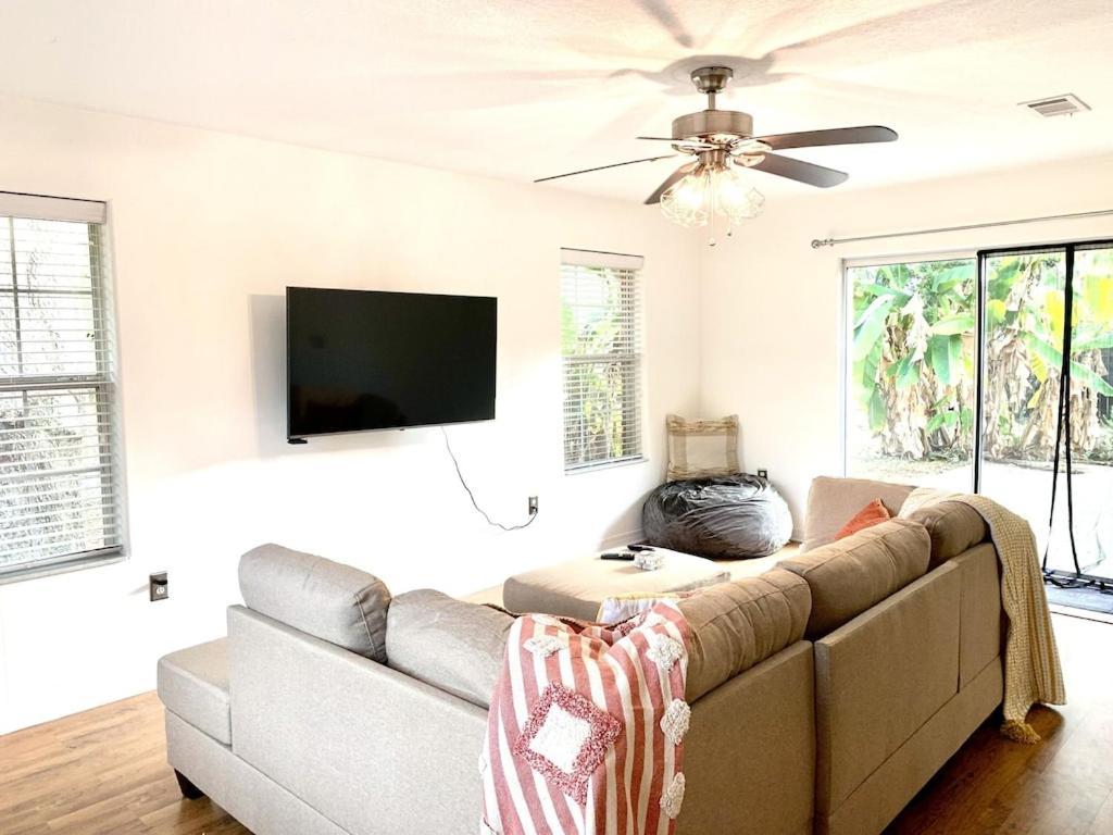 New! Close To Beach, Cozy, New Beds & Family Friendly ナバー エクステリア 写真