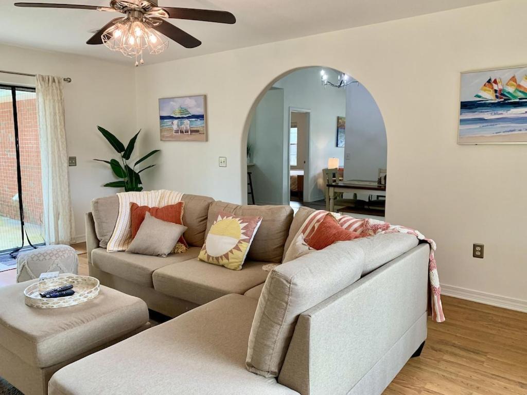 New! Close To Beach, Cozy, New Beds & Family Friendly ナバー エクステリア 写真